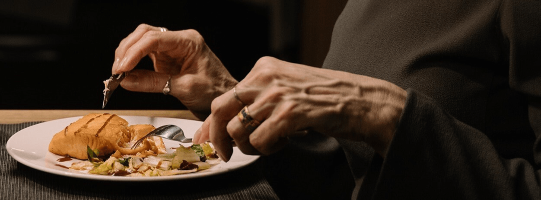 What to Do If Your Elderly Parent is Refusing to Eat