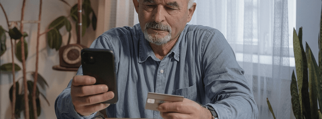 How to Introduce Your Elderly Parents to Online Banking