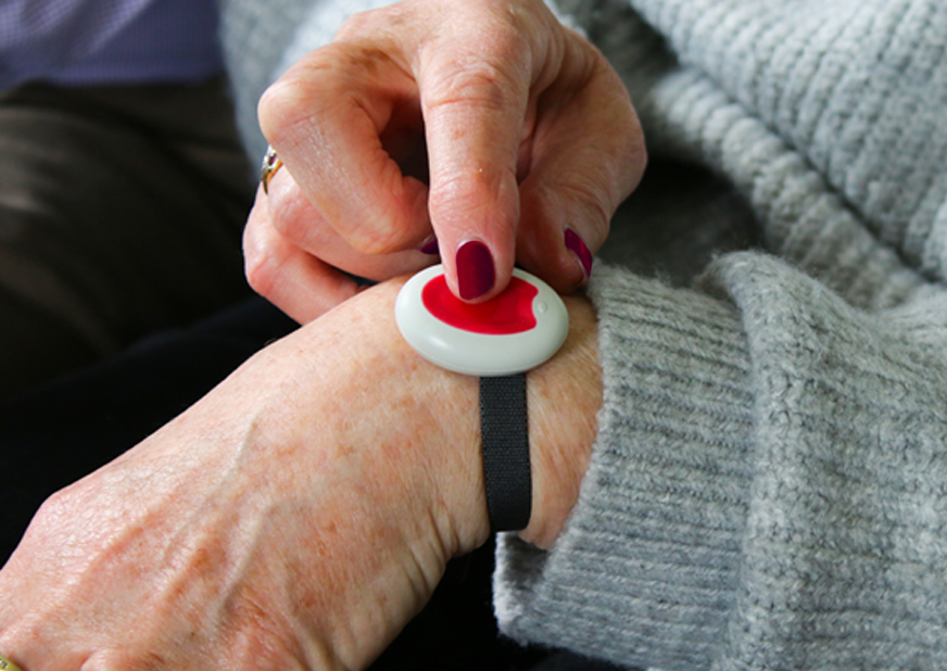 Lifeline Alarm | 24/7 Emergency Response | Careline365